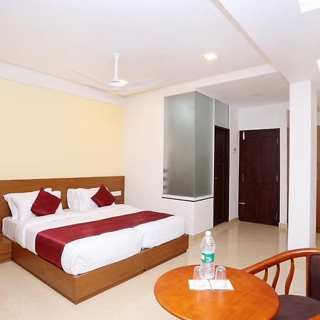 Hotel Ayodhya Residency Kozhikode Ngoại thất bức ảnh