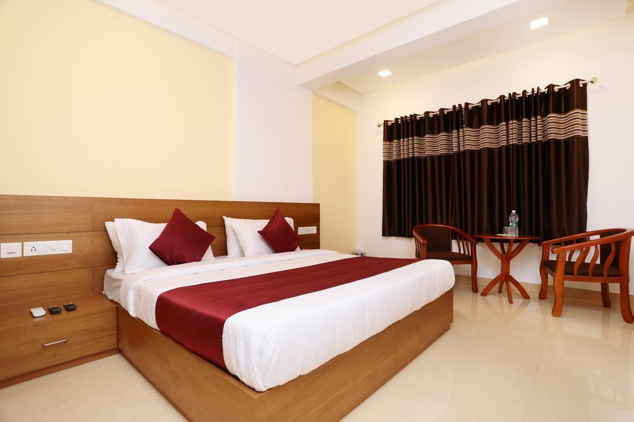 Hotel Ayodhya Residency Kozhikode Ngoại thất bức ảnh