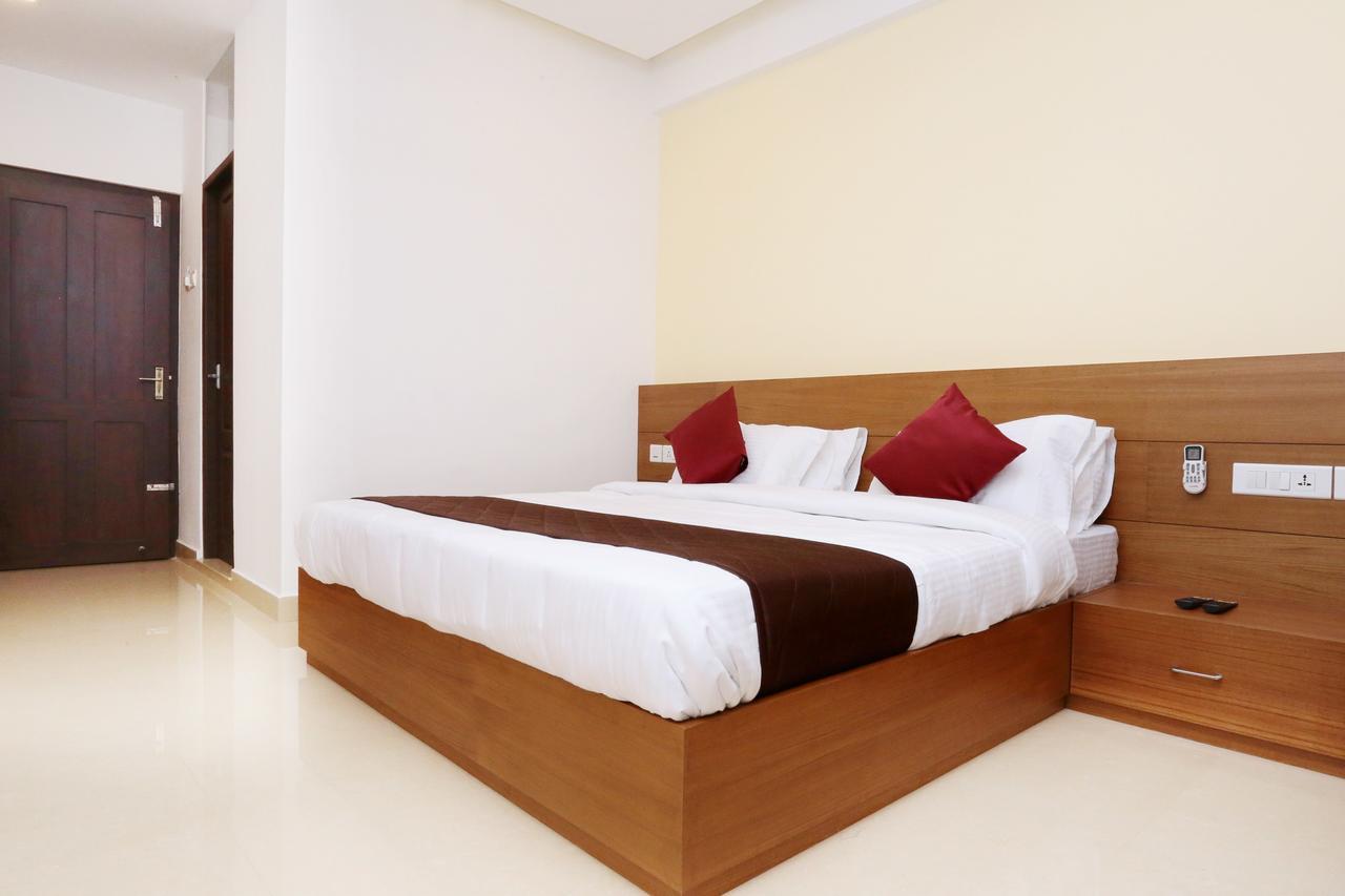 Hotel Ayodhya Residency Kozhikode Ngoại thất bức ảnh